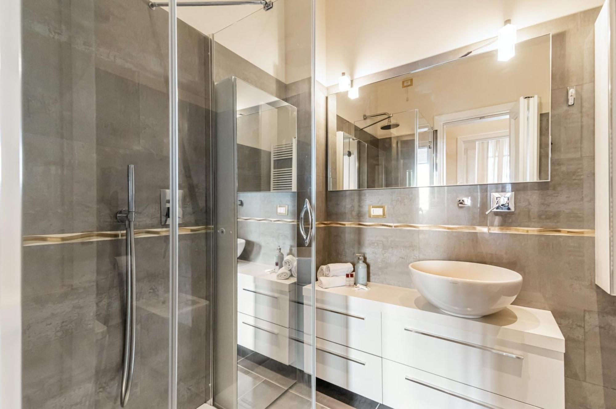 Porta Tufi Luxury Apartment With Private Parking! シエーナ エクステリア 写真