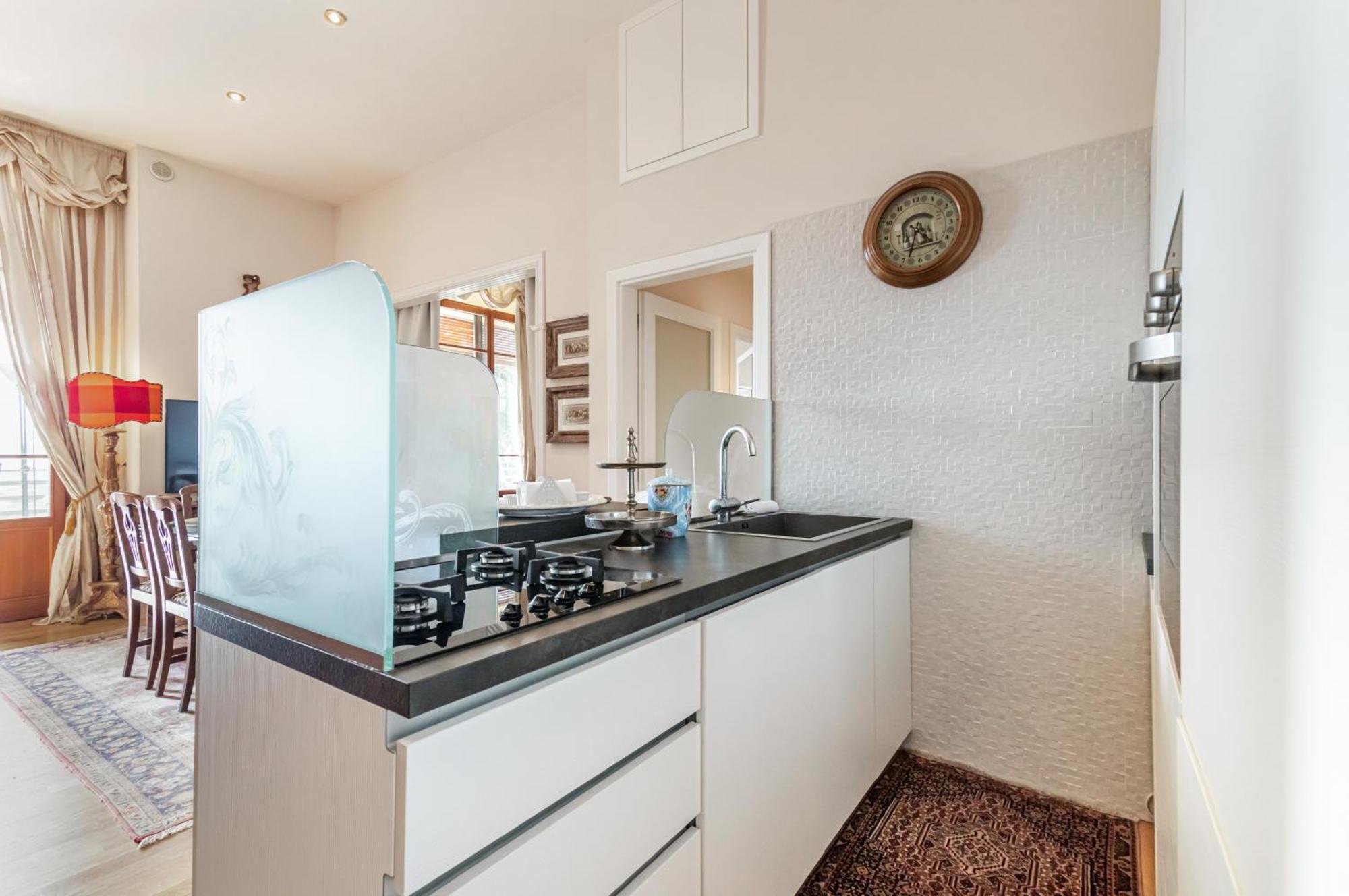 Porta Tufi Luxury Apartment With Private Parking! シエーナ エクステリア 写真